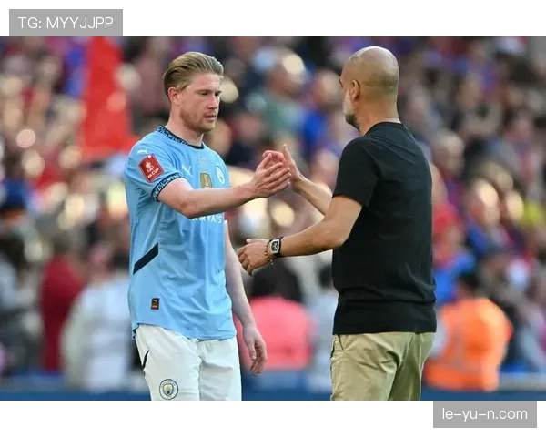 从天才到巨星：哈兰德与德布劳内的成长之路解析